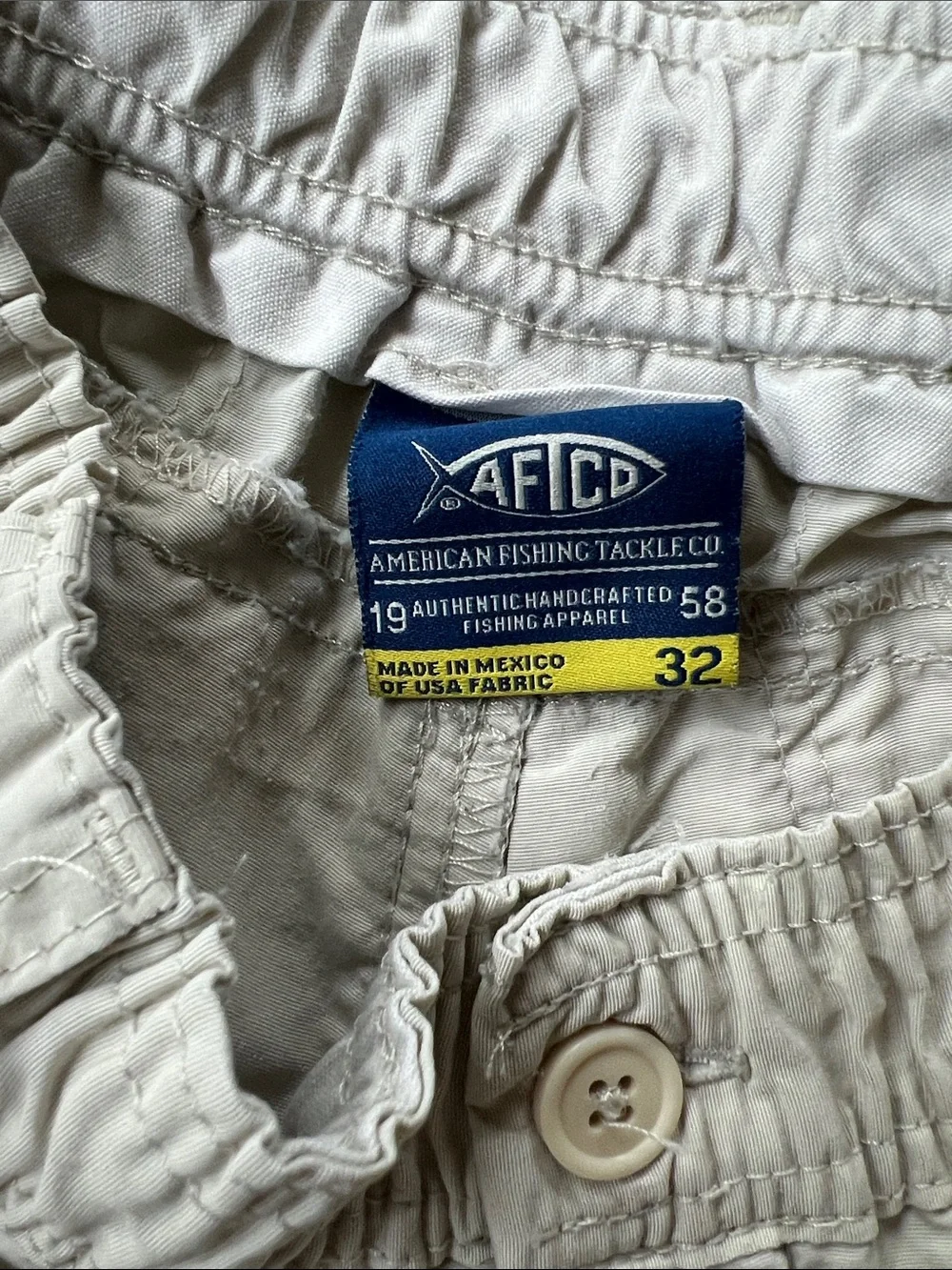 AFTCO Light Gray Women’s Cargo Shorts
